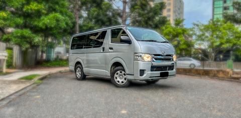 Toyota HIACE 2015