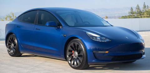 Tesla Model 3 2022