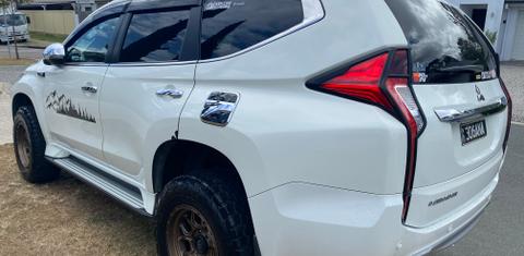 Mitsubishi PAJERO SPORT 2018