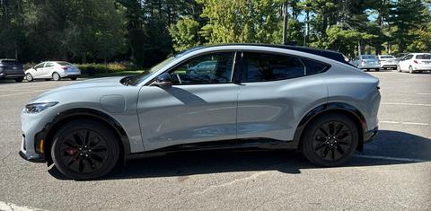 Ford Mustang Mach-E 2025