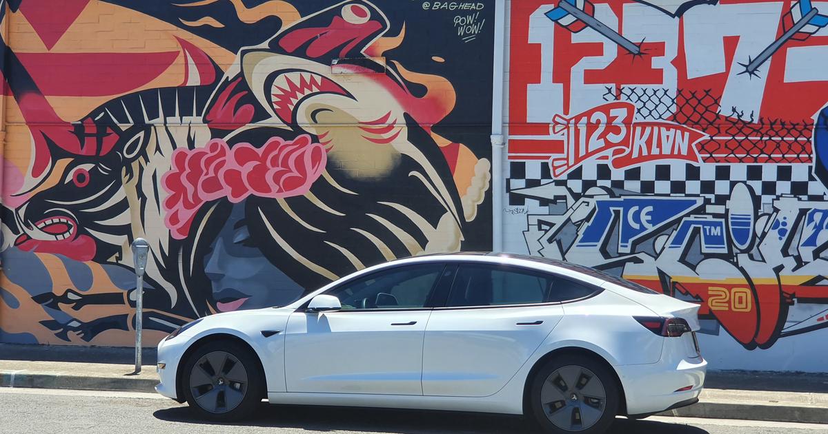 Tesla Model 3 2022 rental in Pearl Harbor, HI by Benjamin N. Turo