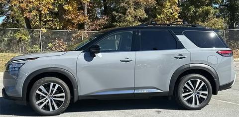 Nissan Pathfinder 2024