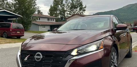Nissan Altima 2023