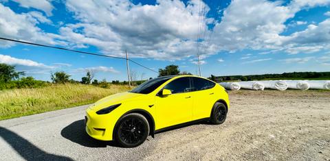 Tesla Model Y 2022