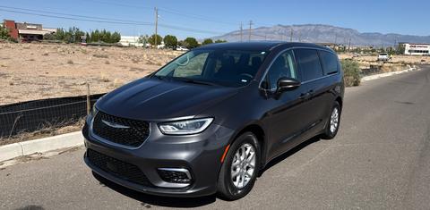 Chrysler Pacifica 2023