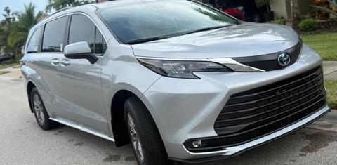 Toyota Sienna 2025