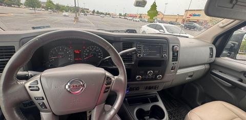 Nissan NV 2016