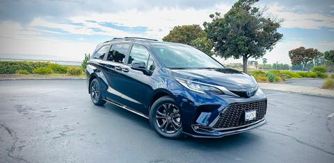 Toyota Sienna 2025
