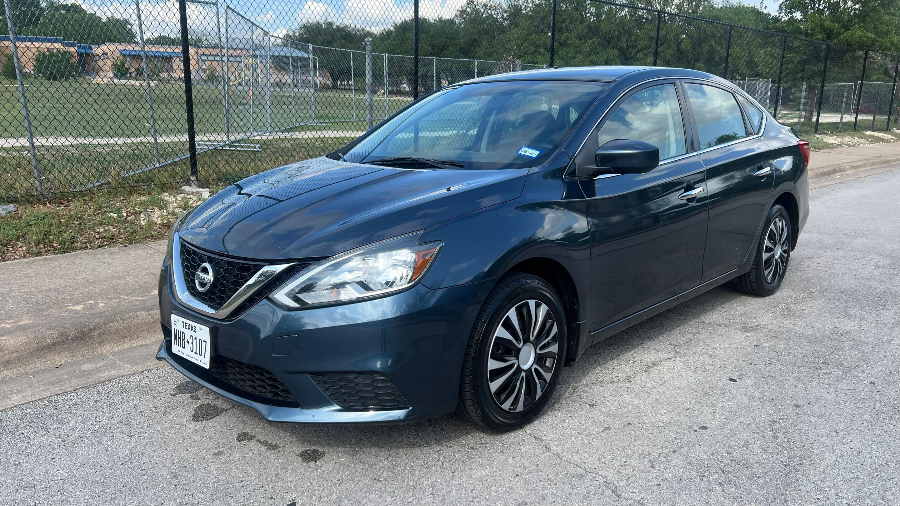 Nissan Sentra 2016 in 