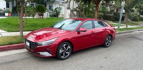 Hyundai Elantra 2023