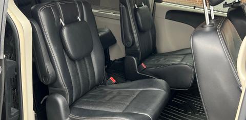 Chrysler Town & Country 2013
