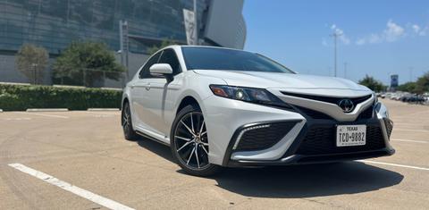 Toyota Camry 2023