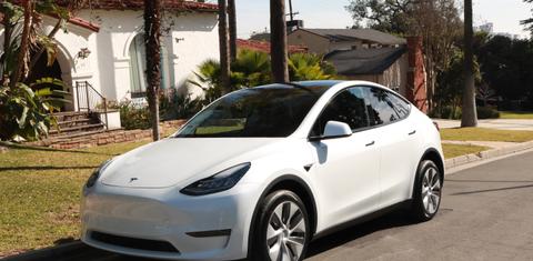 Tesla Model Y 2023