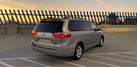Toyota Sienna 2017