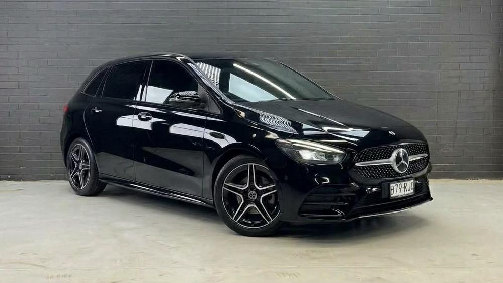 Mercedes-Benz B-CLASS 2021 in Chapel Hill