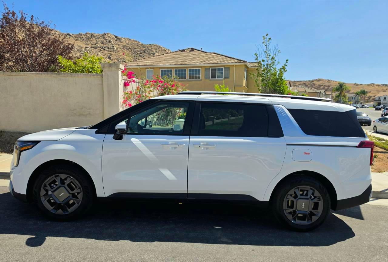Kia Carnival Hybrid 2026 in Moreno Valley, CA
