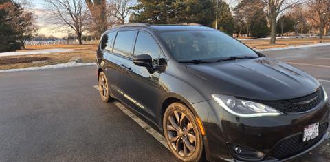 Chrysler Pacifica 2019