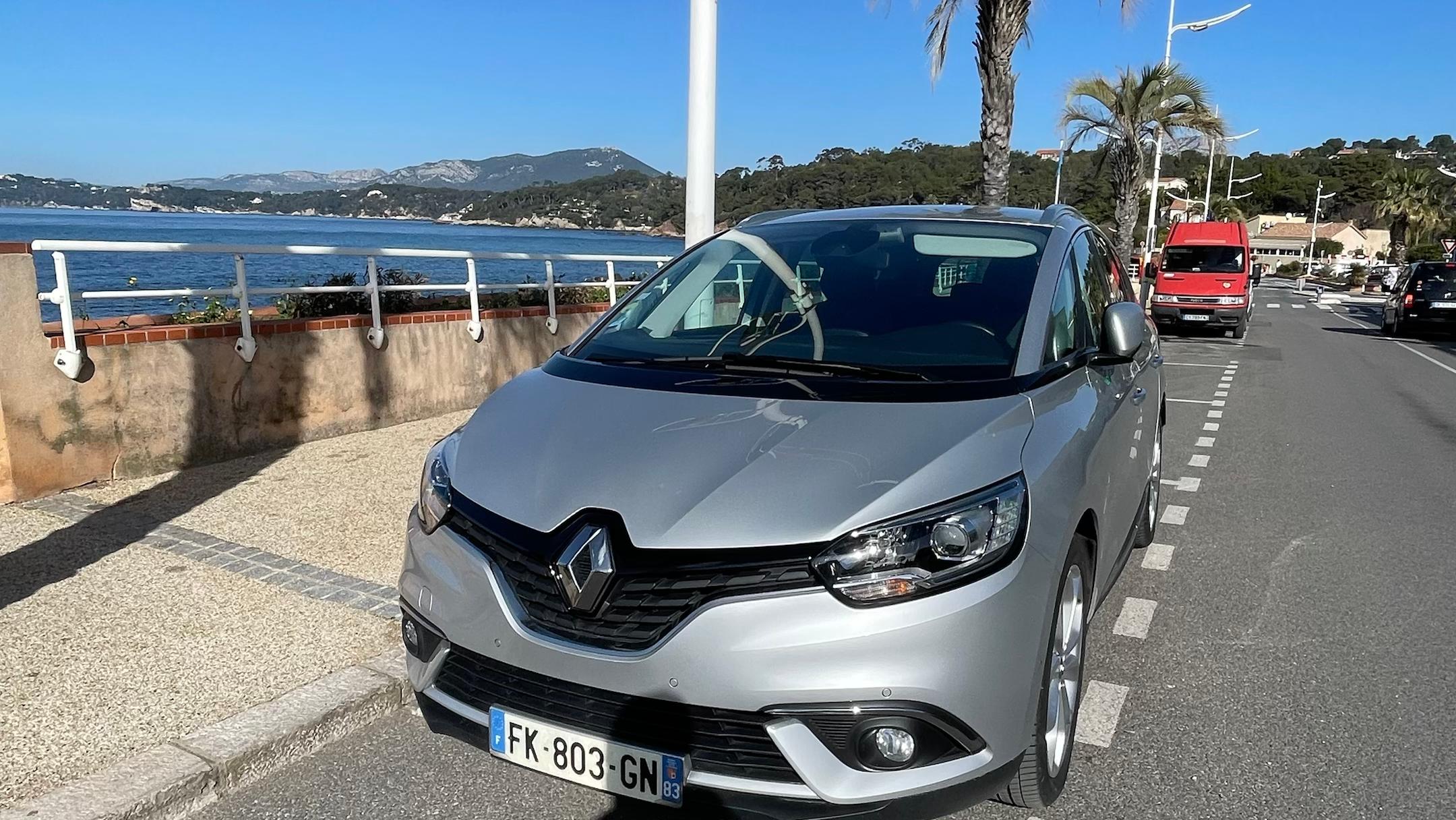 Renault GRAND SCENIC IV 2019 à La Londe-les-Maures
