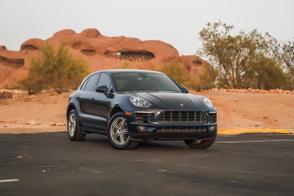 Porsche Macan car