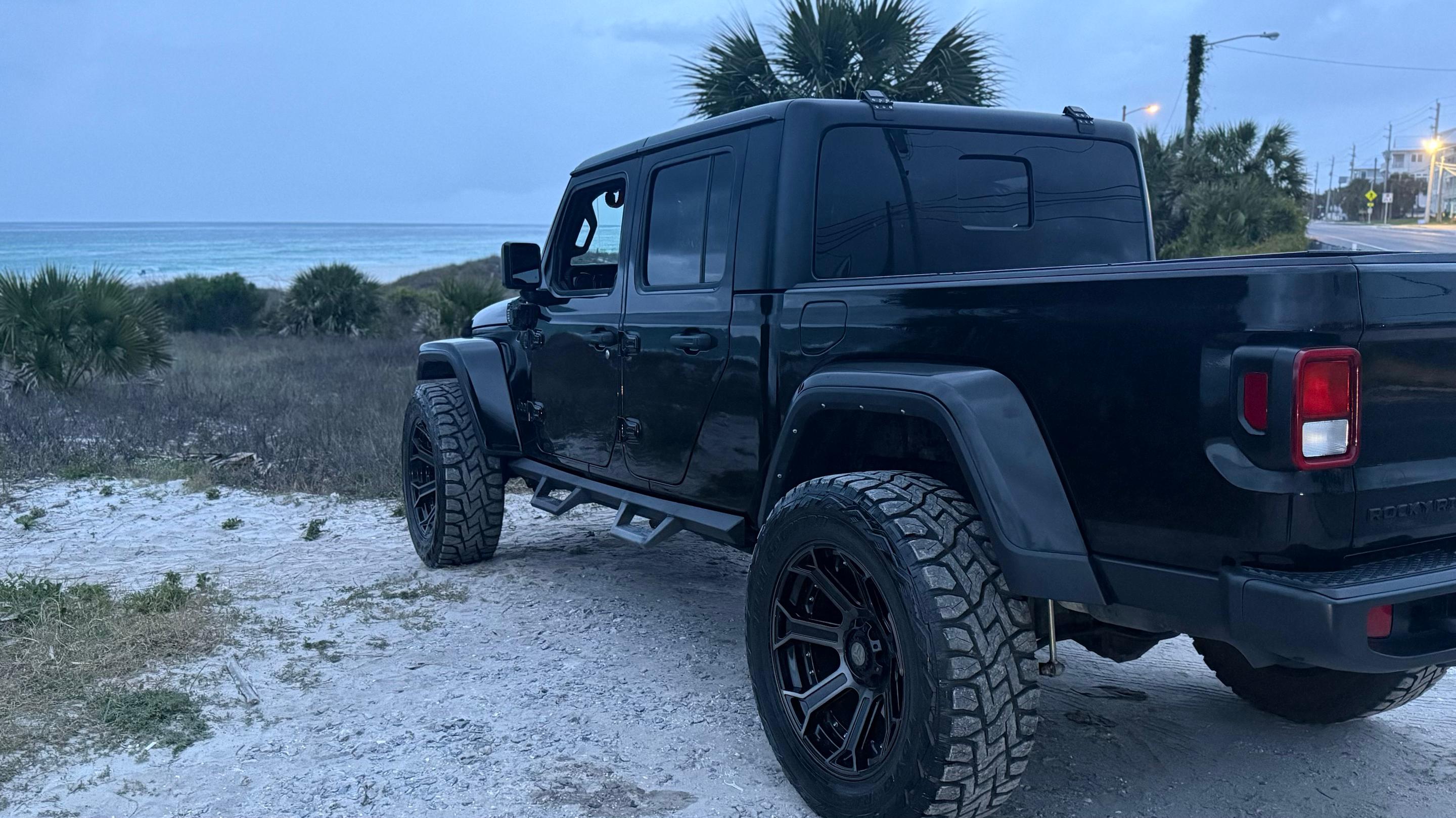 Jeep Gladiator 2021 in Panama City Beach, FL