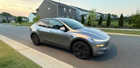 Tesla Model Y 2026