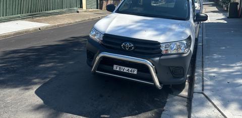 Toyota HILUX 2023