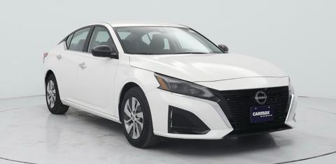 Nissan Altima 2024