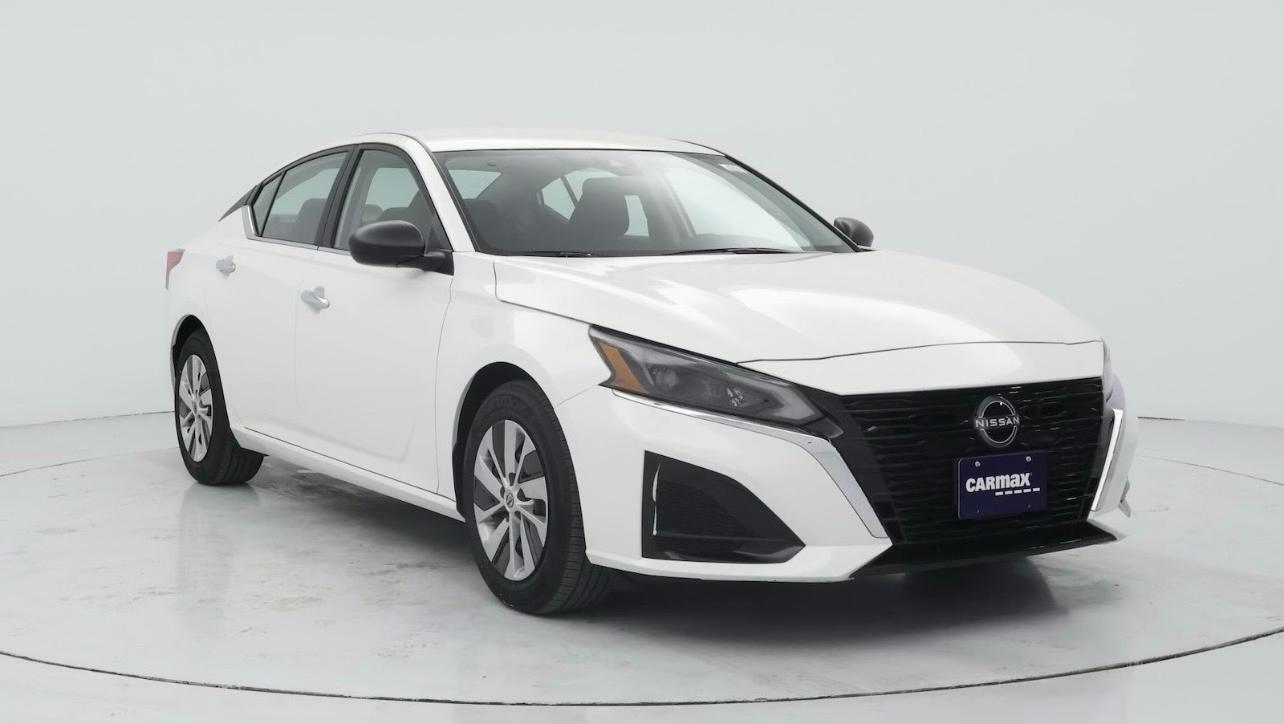 Nissan Altima 2024 in Maple Grove, MN
