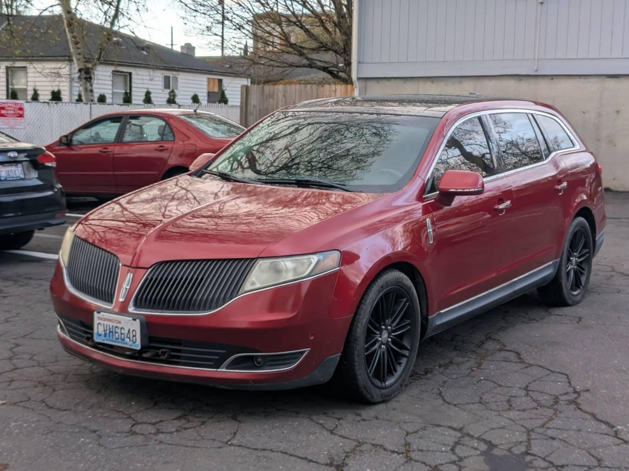 Lincoln MKT 2014 in 