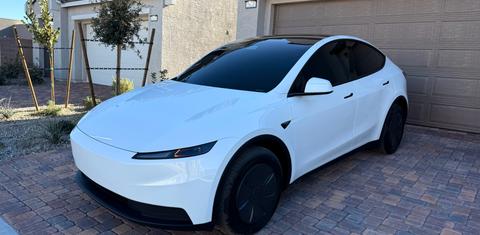 Tesla Model Y 2026