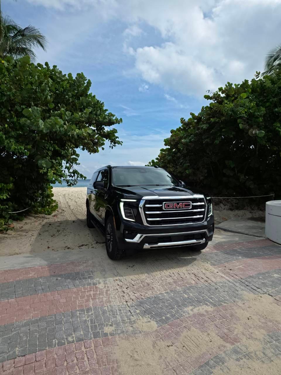 GMC Yukon XL 2025 in Lighthouse Point, FL