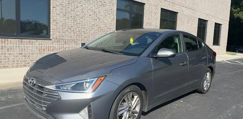 Hyundai Elantra 2019