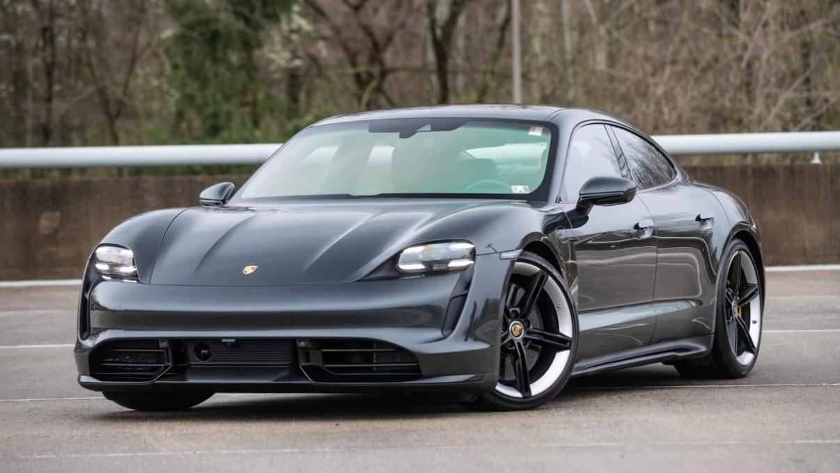 Porsche Taycan 2020 à Vancouver, BC