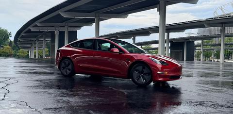 Tesla Model 3 2022