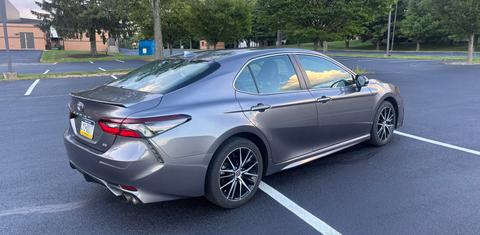 Toyota Camry 2023