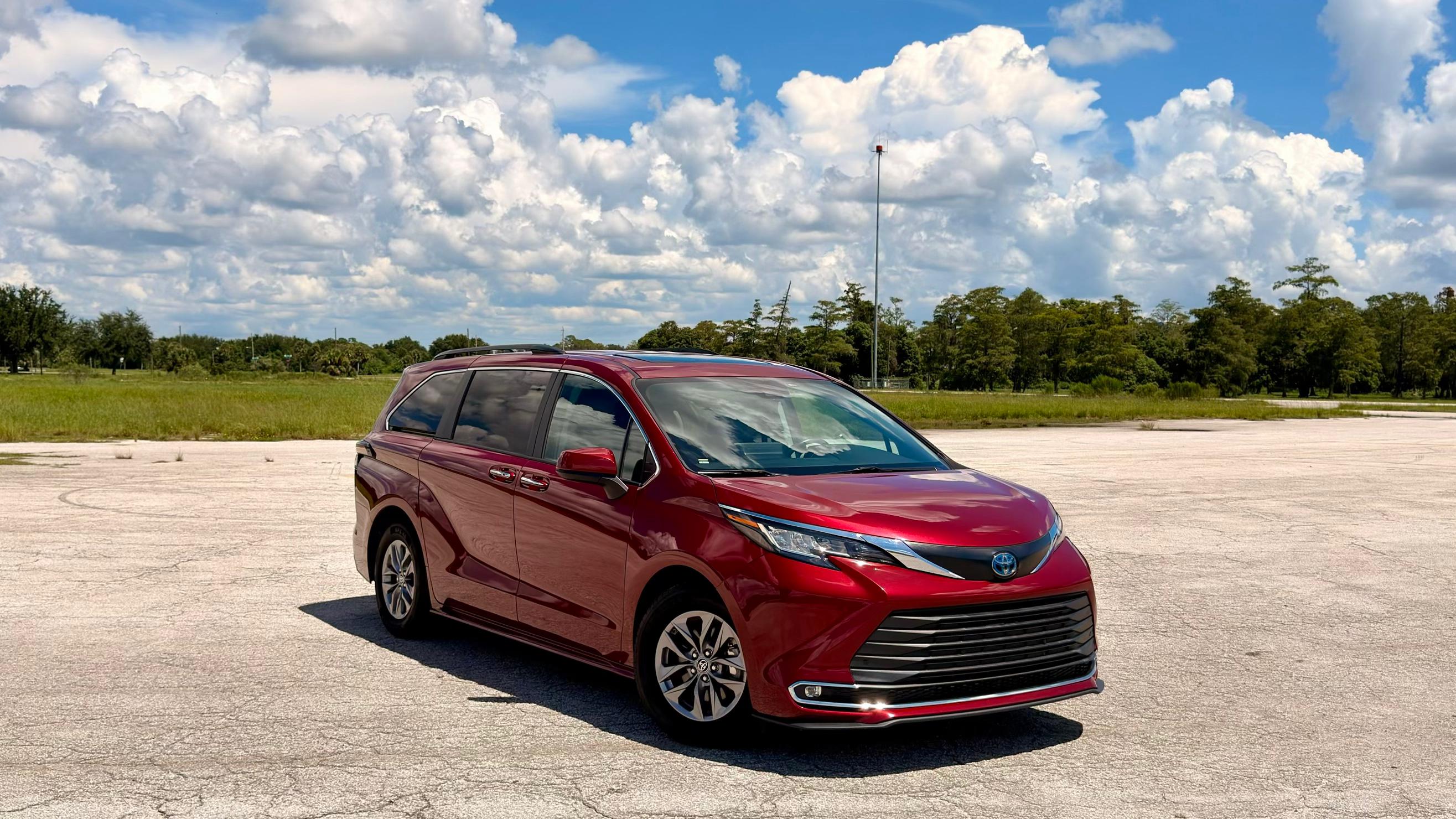 Toyota Sienna 2023 en Orlando, FL