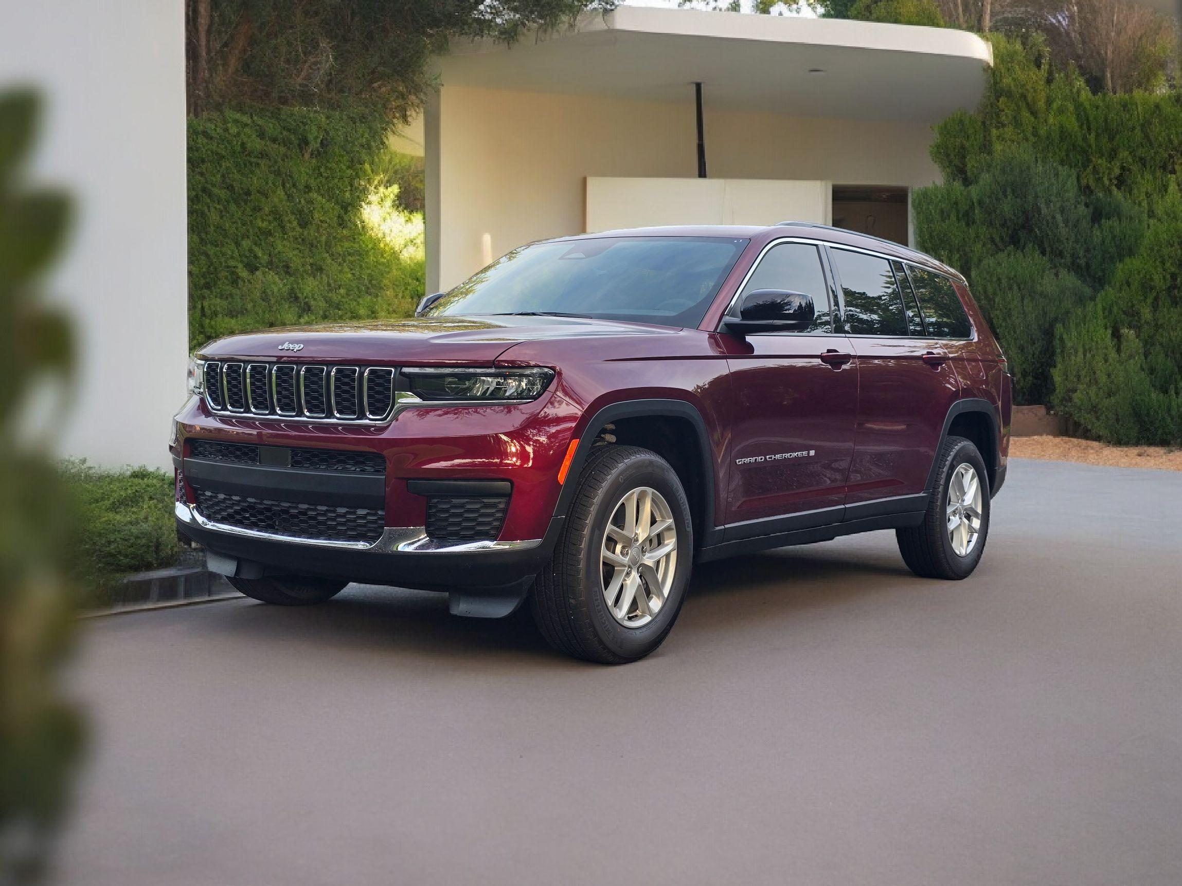 Jeep Grand Cherokee L 2024 in Savannah, GA