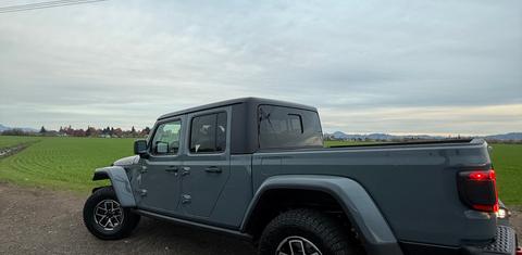 Jeep Gladiator 2025