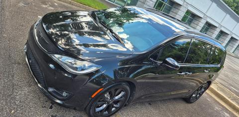 Chrysler Pacifica 2020