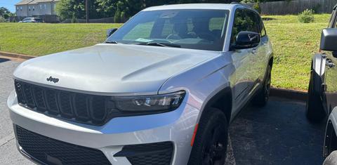 Jeep Grand Cherokee 2025