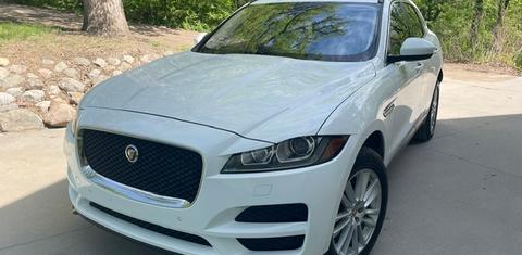 Jaguar F-PACE 2019