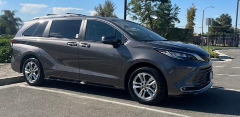 Toyota Sienna 2024