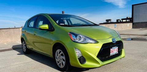 Toyota Prius c 2015