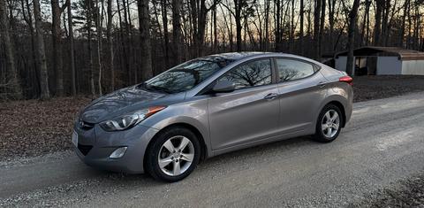 Hyundai Elantra 2013
