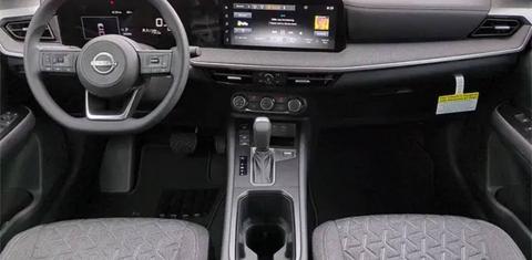 Nissan Kicks 2025