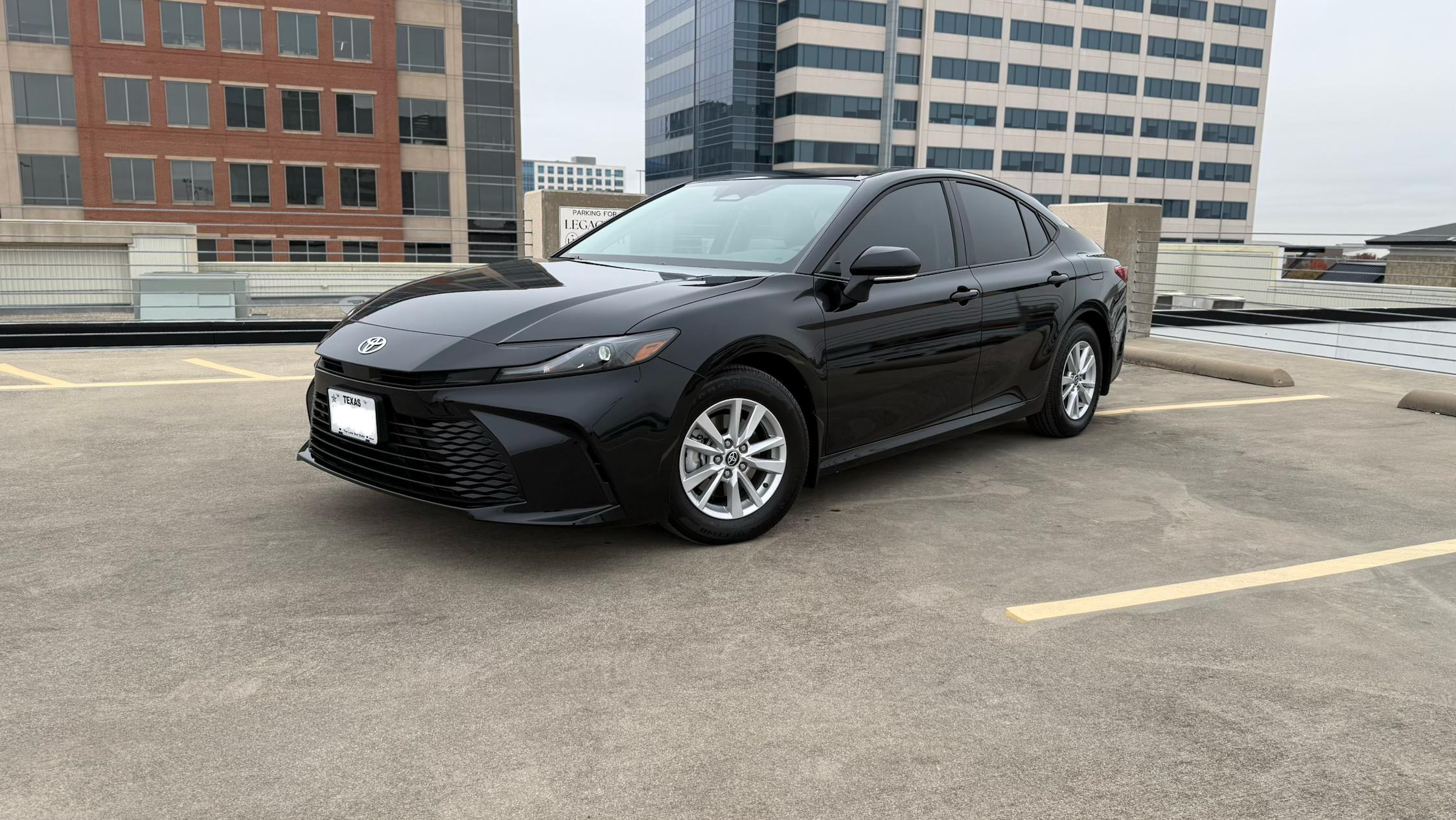 Toyota Camry Hybrid 2026 in 