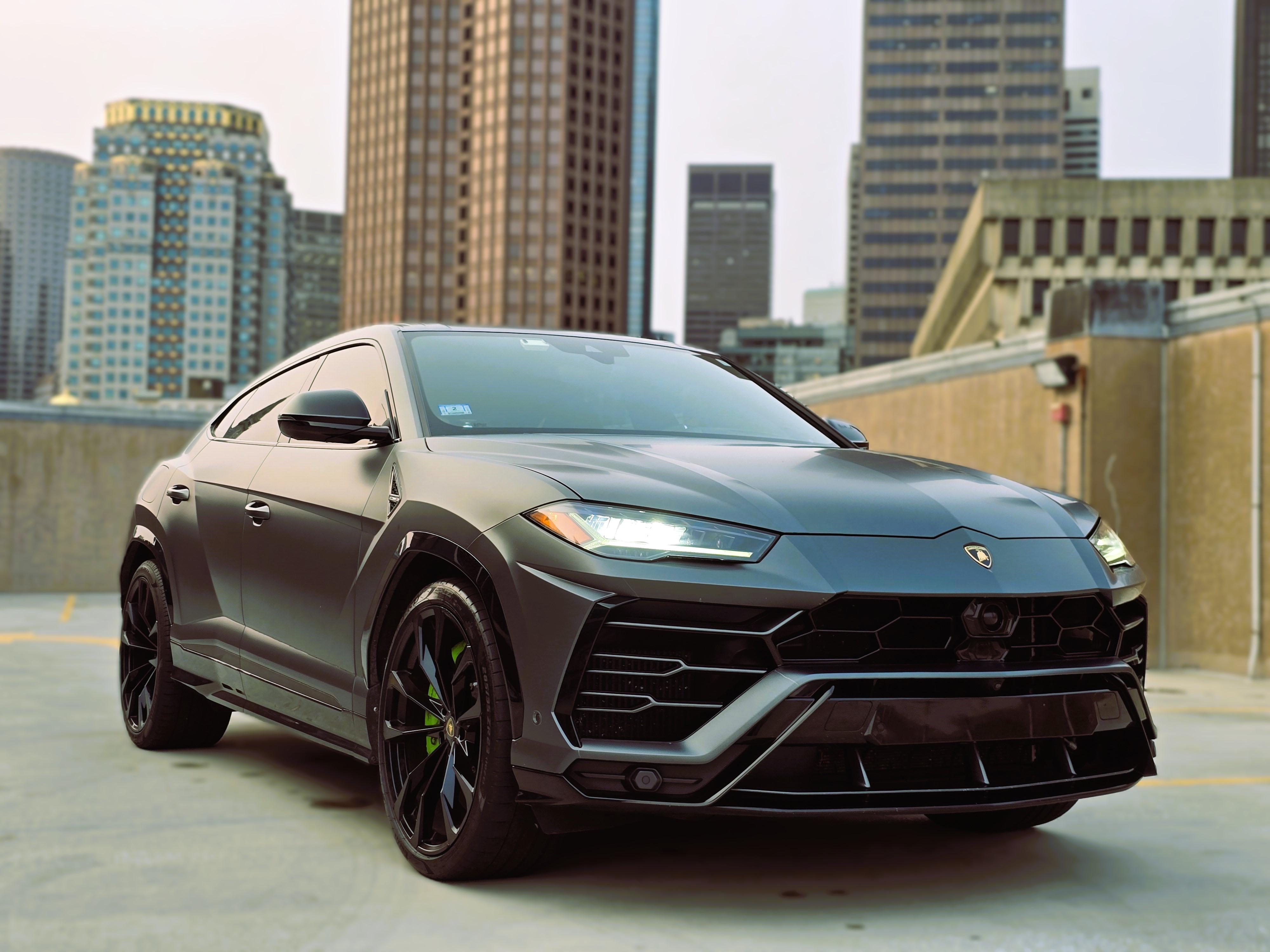 Lamborghini Urus 2020 in Swampscott, MA
