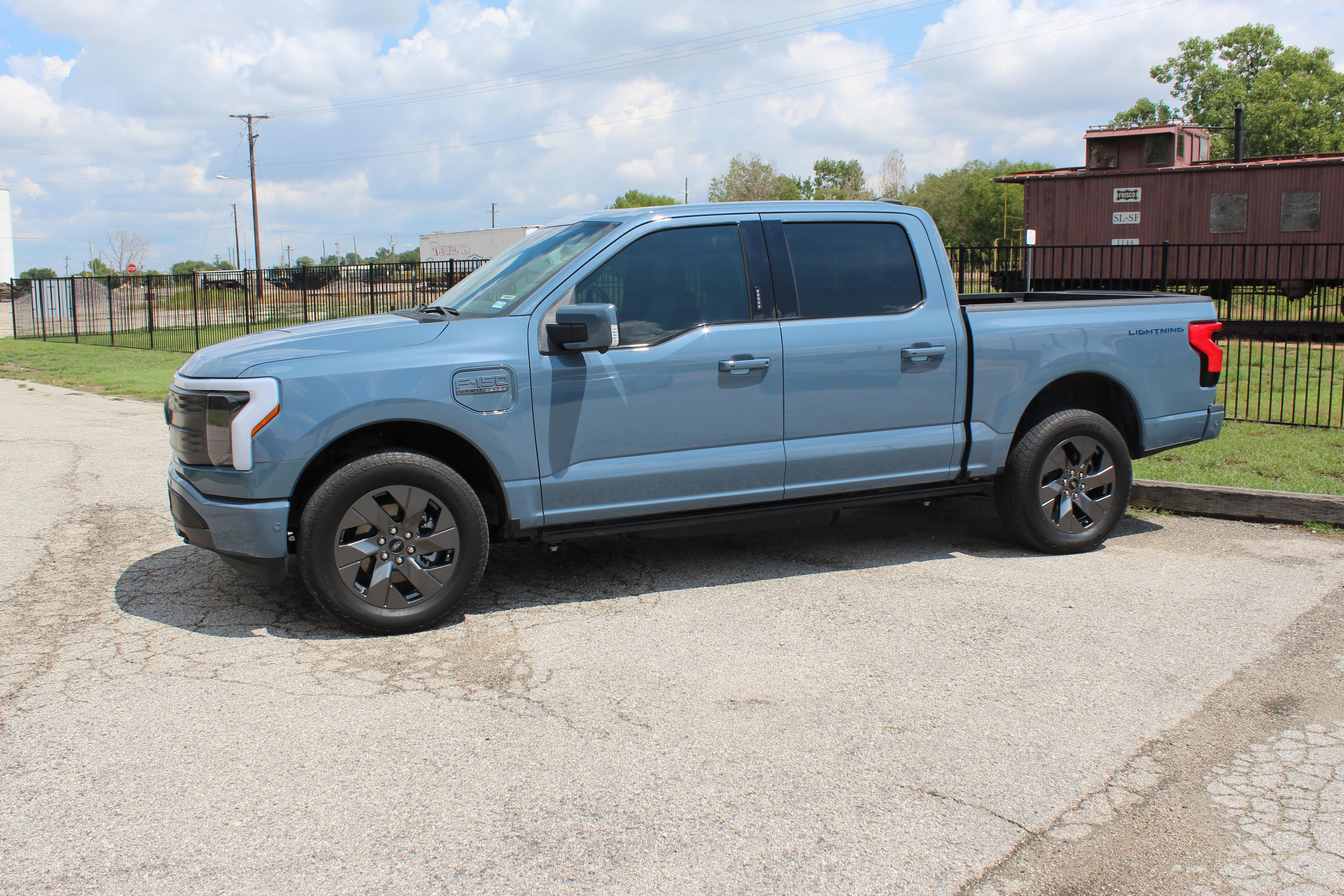 Ford F-150 Lightning 2023 in 