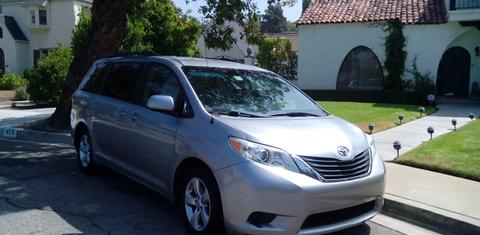 Toyota Sienna 2013