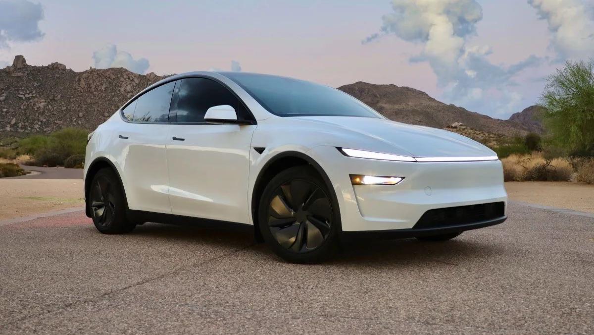 Tesla Model Y 2026 in Chattanooga, TN